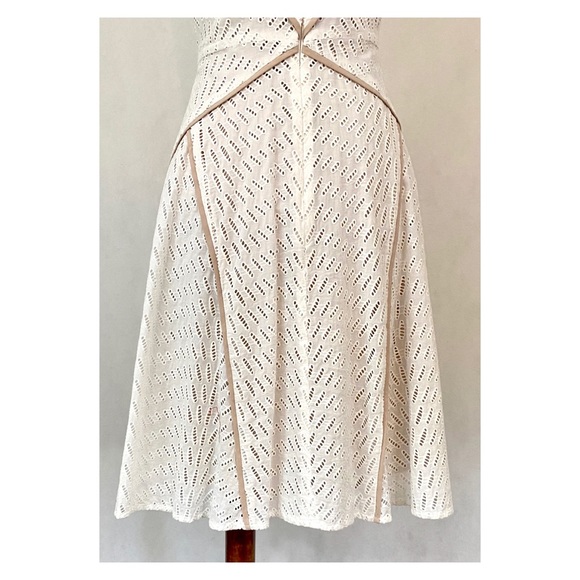 Vince Camuto Sleeveless Embroidered Eyelet Dress - Picture 8 of 11